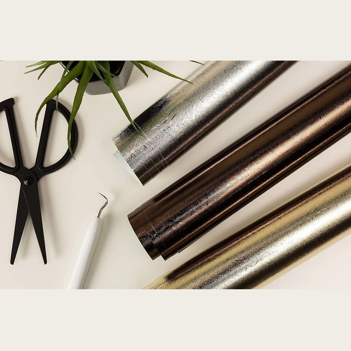 Cricut - Premium Vinyl - Feuilles Métallisées - Or  - 30 cm x 1,22 m