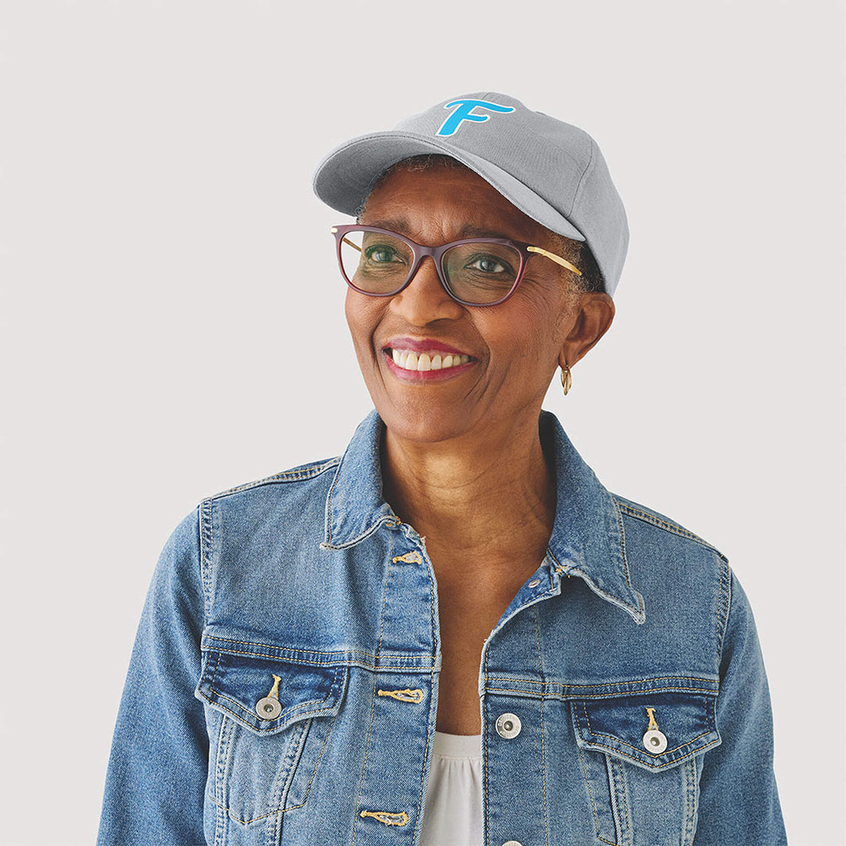 casquette-grise-cricut-atome3D-cap-personnalisable